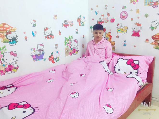 những chàng trai cuồng hello kitty