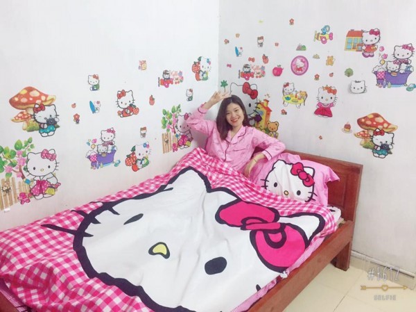 những chàng trai cuồng hello kitty