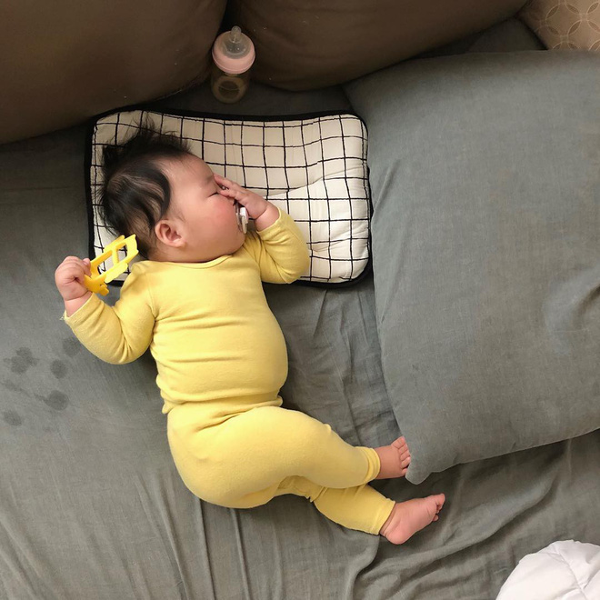 cậu bé Hàn Quốc ngủ